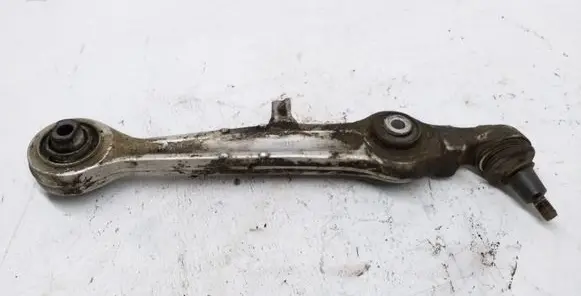 Volkswagen PASSAT B5.5 Front control arm WH0212