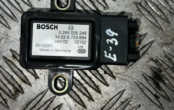 BMW 5 E39 Airbag deployment crash/impact sensor 0265005248 0015251