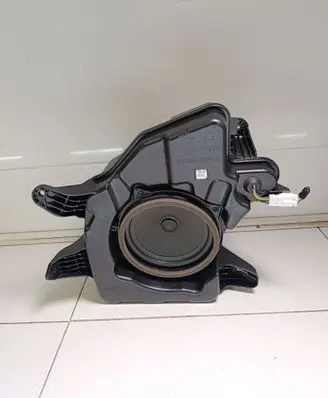 Hyundai Ioniq Subwoofer speaker 96380G2100 8946020901A 29216D0011