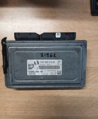 Volkswagen Polo VI Engine control unit/module 03E906019M 03E906019B 5WYA11002