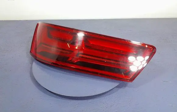 Audi Q7 4L Rear/tail lights 4M0945093E