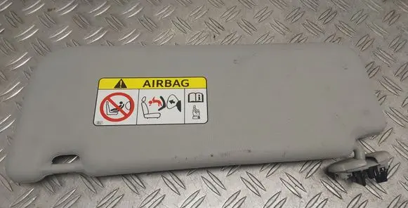 Sun visor