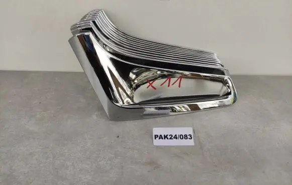 BMW 7 G11 G12 Front arch trim 51137347378