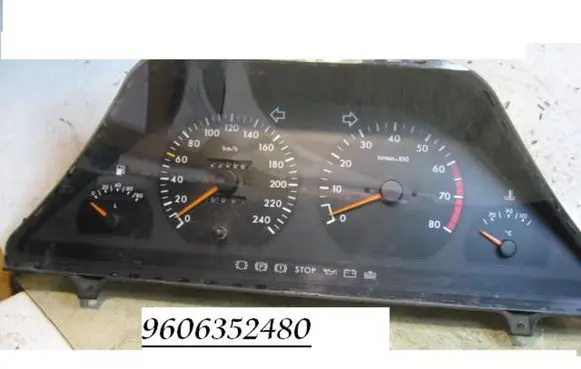 Peugeot 605 Speedometer (instrument cluster) 9606352480