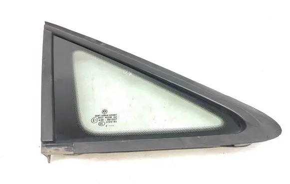 Volkswagen Caddy Front triangle window/glass 2K5845412