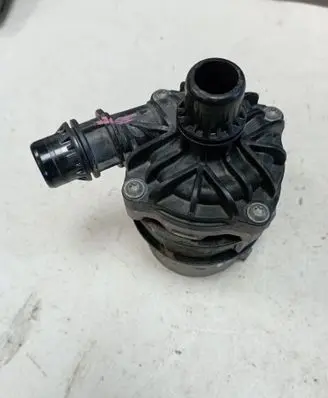 Chrysler Pacifica Electric auxiliary coolant/water pump 68237841AA