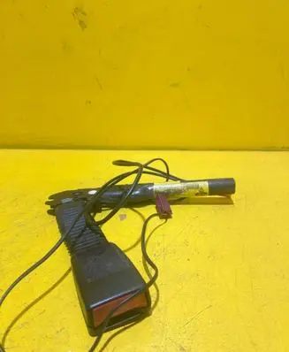 Ford Focus Front seatbelt buckle 4M51A61208CA