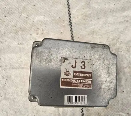 Nissan Navara D40 Gearbox control unit/module 330843x42a