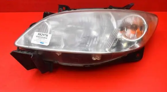 Mazda MPV II LW Headlight/headlamp P3814L