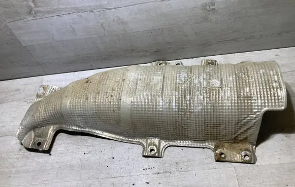 Nissan Micra K14 Exhaust heat shield 747585FB0A