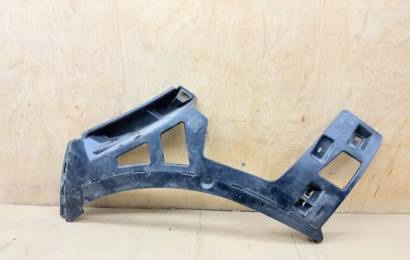 Peugeot RCZ Front bumper mounting bracket YM21680880