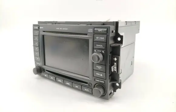 Chrysler 300 - 300C Radio/CD/DVD/GPS head unit 05064191AD