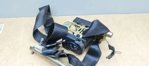 Mercedes-Benz ML W163 Front seatbelt A1638602985