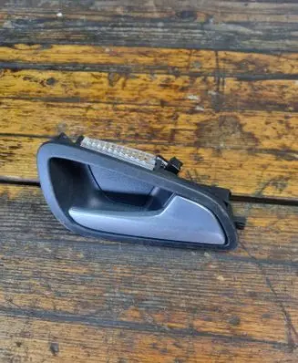 Ford Focus Front door interior handle 19061030 AM51U22600CEW
