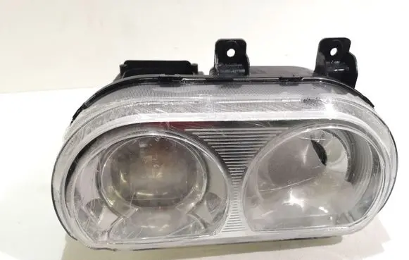 Chrysler 300 - 300C Headlight/headlamp