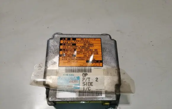 Toyota Avensis Verso Airbag control unit/module 8917044050 2310002460