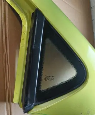 Seat Ibiza IV (6J,6P) Rear vent window glass 