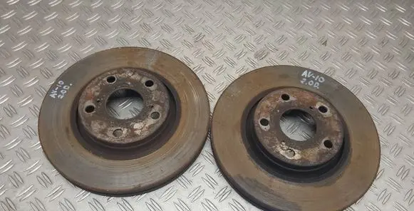 Toyota Avensis T270 Front brake disc 