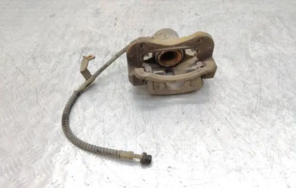 Hyundai i40 Front brake caliper