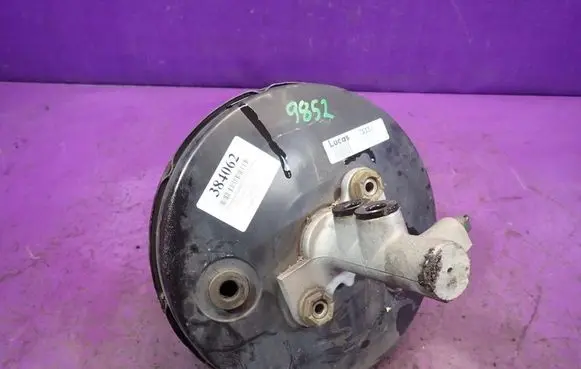 Audi A4 S4 B5 8D Master brake cylinder