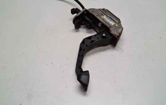 Clutch pedal