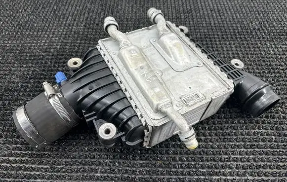 Jaguar XE Intercooler radiator GX736K775AB