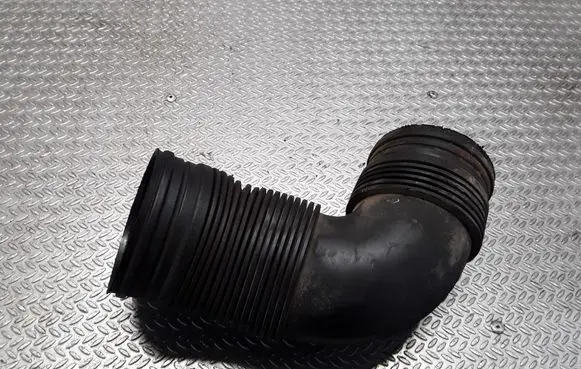 Ford Galaxy Air intake duct part 7M0129627