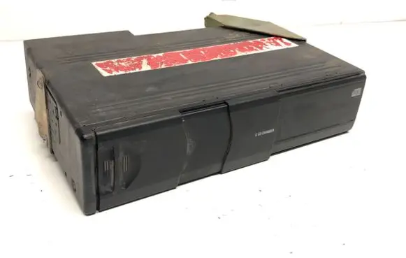 BMW 5 E39 CD/DVD changer 8364931