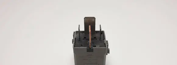 Mercedes-Benz CLK A209 C209 Other relay A0025422619 4RA00779307