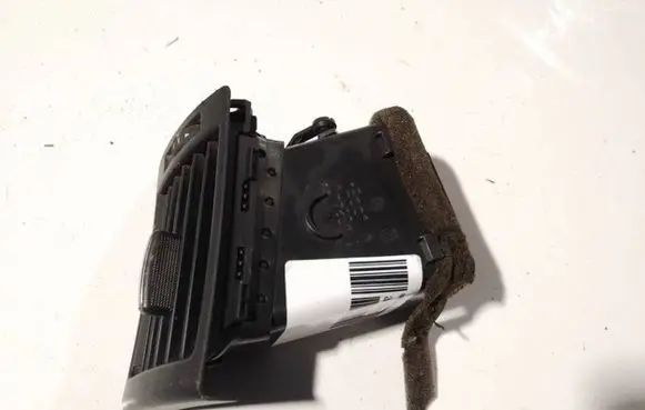 Audi A4 S4 B7 8E 8H Dash center air vent grill 8e0820903f