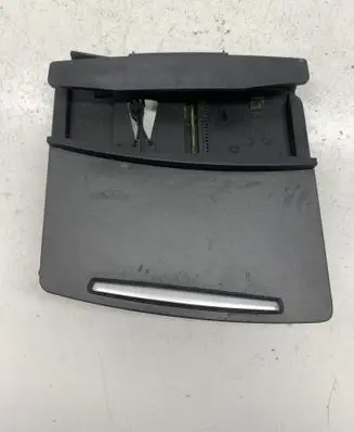 Ashtray (front)