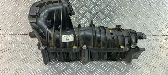 BMW 1 E81 E87 Intake manifold 7810179