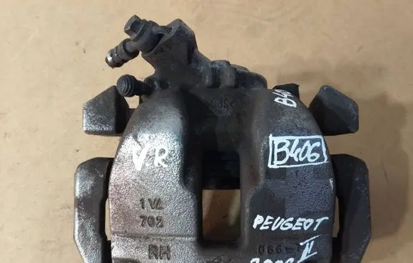 Front brake caliper