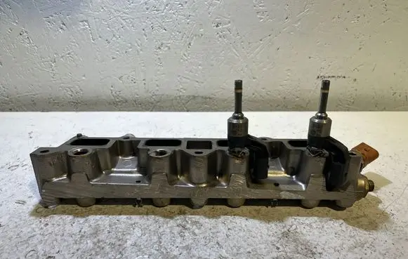 Skoda Octavia Mk2 (1Z) Fuel main line pipe
