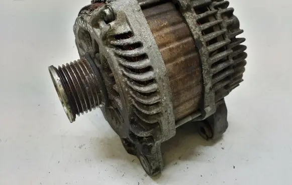 Renault Laguna III Generator/alternator 8200654785