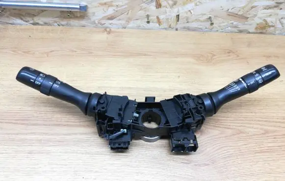 Toyota RAV 4 (XA30) Indicator stalk