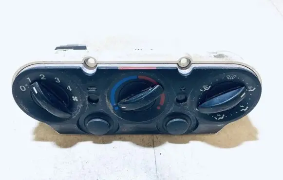 Ford Fusion Climate control unit 2s6h18549bd vp256h18d451