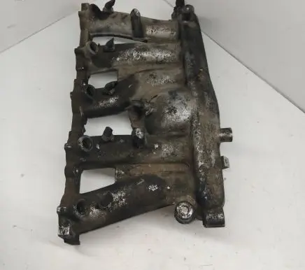Volvo S80 Intake manifold 09447005