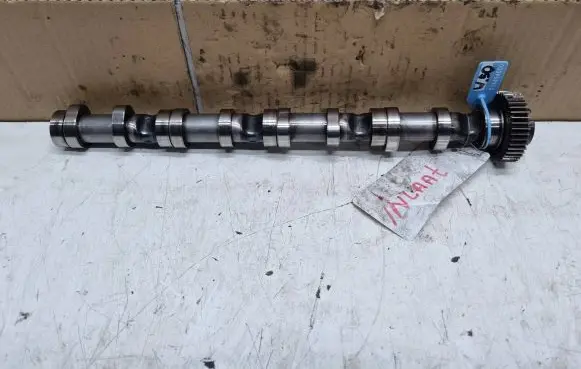 Volkswagen Golf VI Camshaft 03L101B