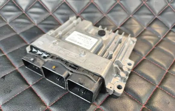Citroen C5 Engine control unit/module 9666912580 28333381 9801556080
