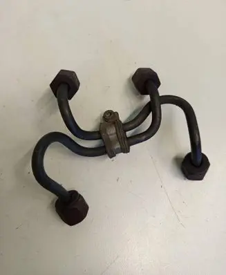 BMW X5 E53 Fuel injector supply line/pipe 