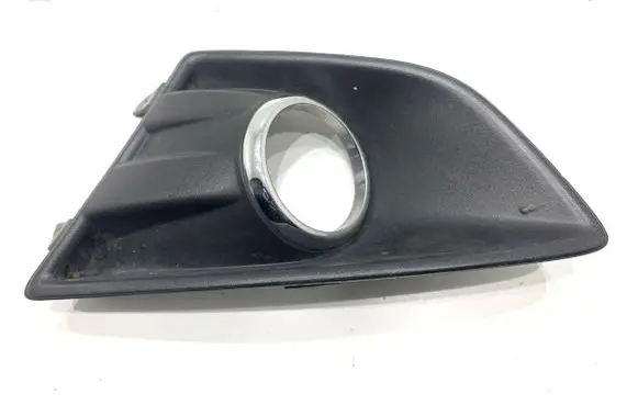 Front bumper lower grill