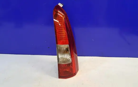 Volvo V70 Tailgate rear/tail lights 9154494 9483689