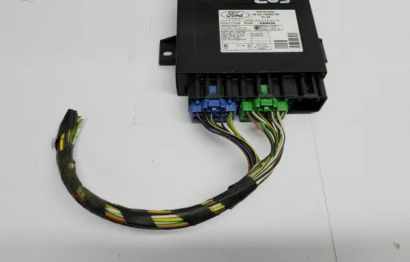 Ford Focus Comfort/convenience module 5WK47230B