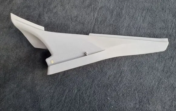 BMW 4 F36 Gran coupe (D)pillar trim (top) 7309528