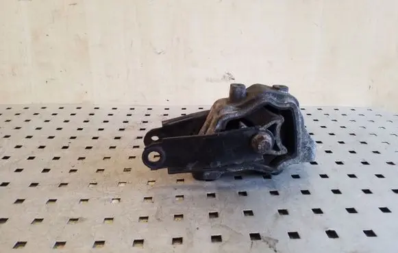 Volvo XC60 Engine mount bracket TR8070M18 30748173