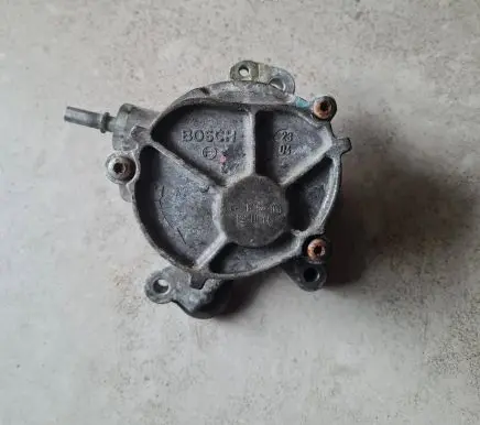 Vacuum pump