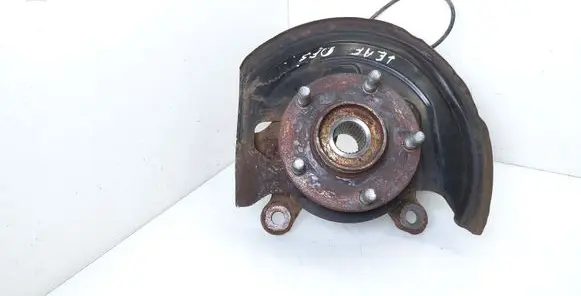 Nissan Leaf I (ZE0) Front wheel hub spindle knuckle