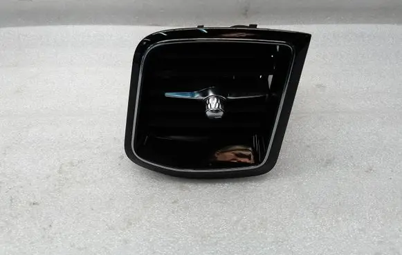 Volvo XC60 Dashboard side air vent grill/cover trim 31417691 AD7GP 20210830