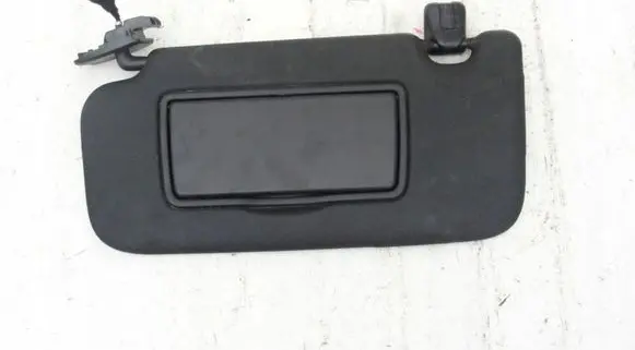 Ford Puma Sun visor brak